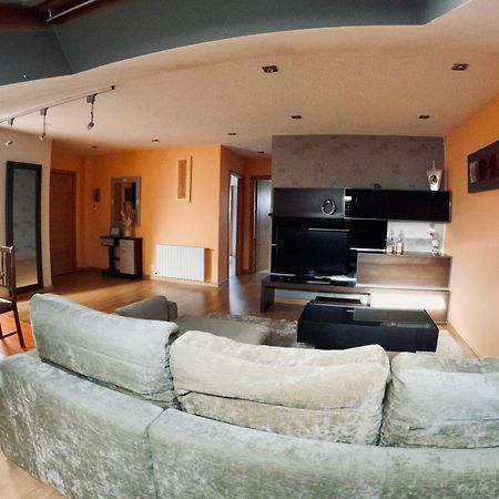 Atico Os Porches Apartment Allariz Exterior photo